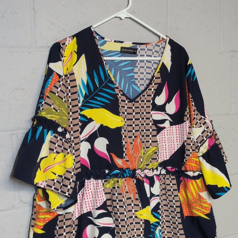 Colorful Patterned V-Neck Tiered Tunic Dress Size XL, Flowy Dress, like new - Picture 4 of 6